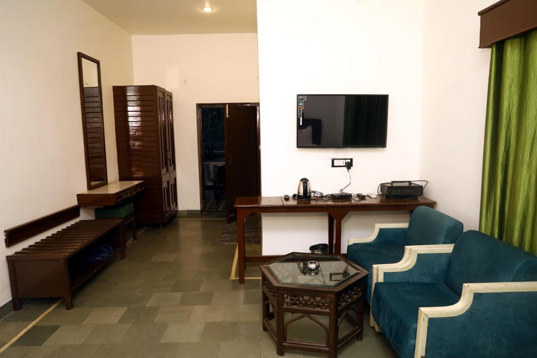 Panna Tiger Resort- Riverside Property Rājgarh Exteriör bild
